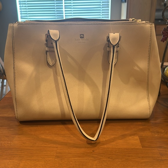 Kate Spade cream leather purse - Picture 2 of 2